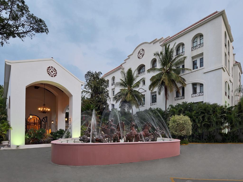 Golden Palms hotel y Spa Bangalore Chik Bānavar Exterior foto